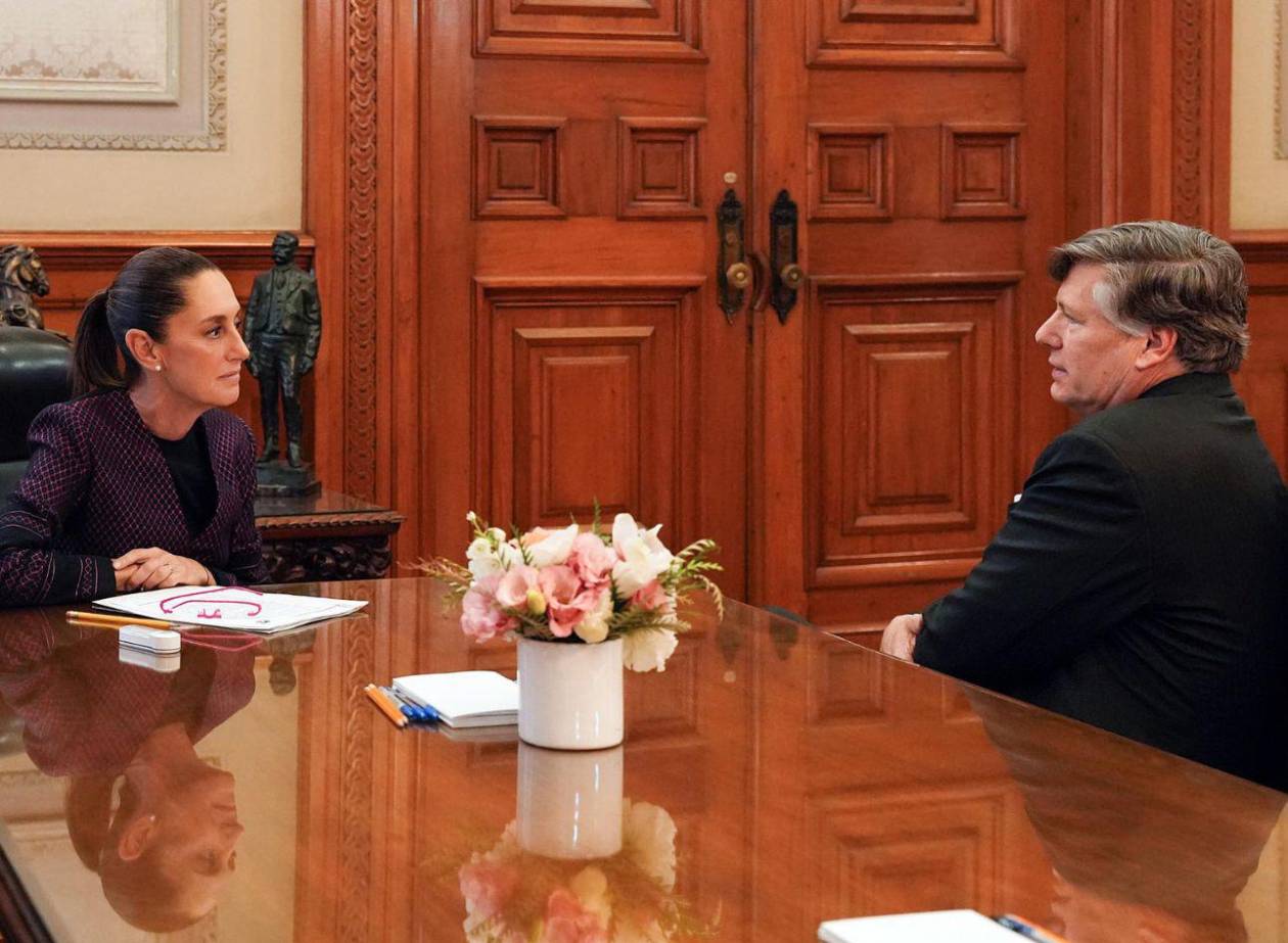 Sheinbaum rechaza redadas contra migrantes que trabajan honestamente en EEUU