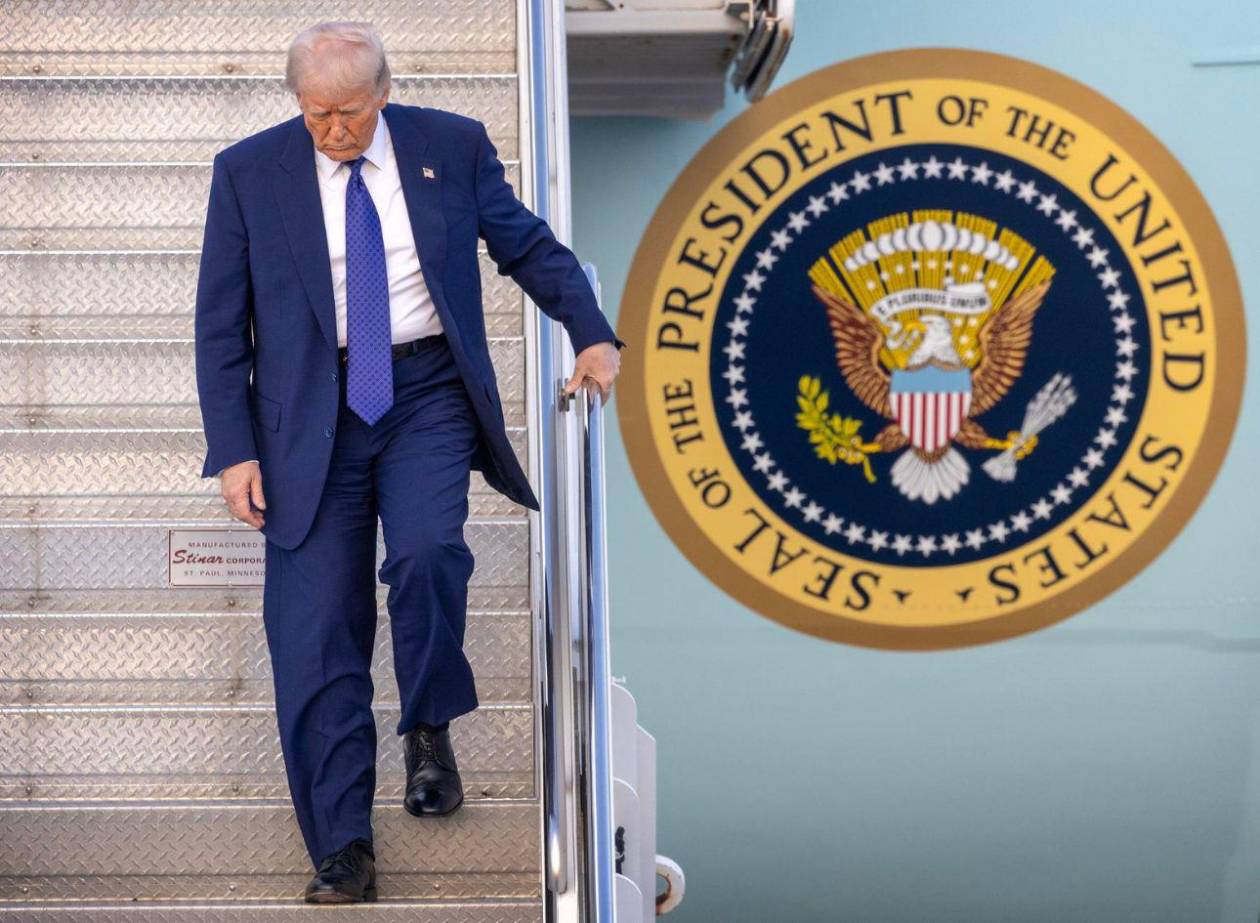 Trump prevé aceptar un avión  regalado por Catar y usarlo como Air Force One​​​​