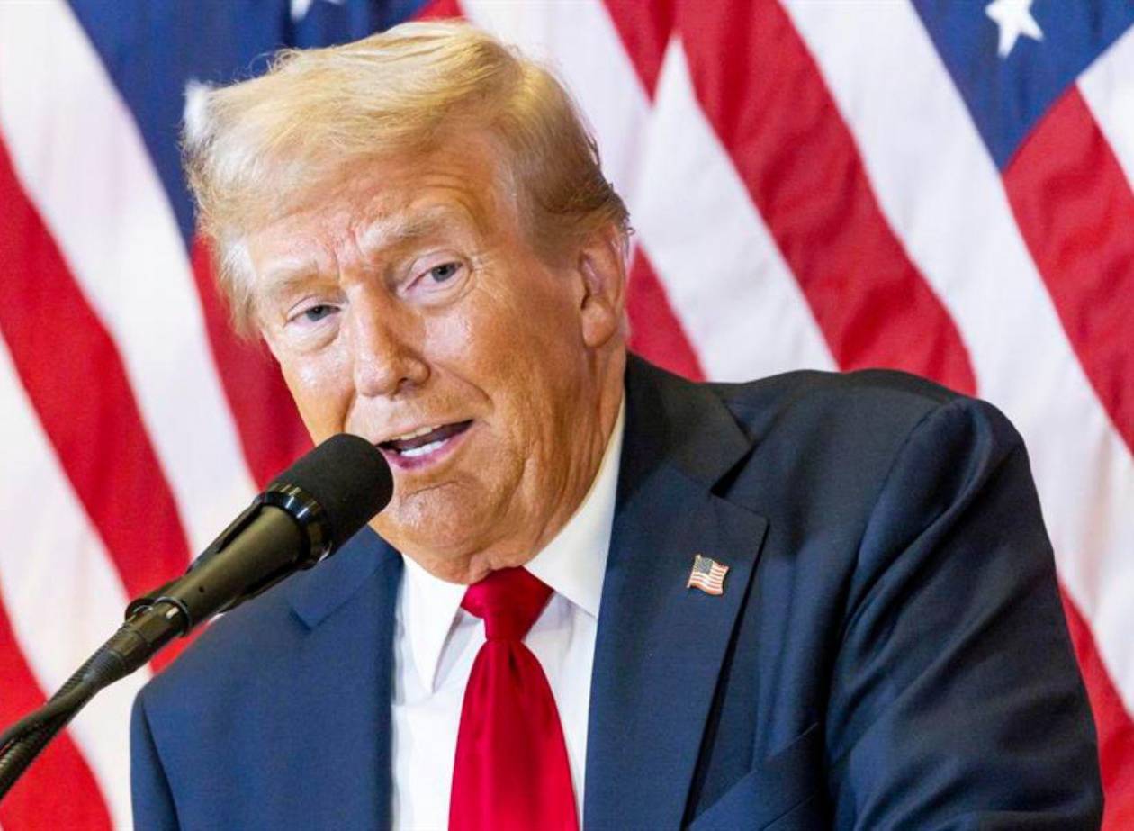 Trump prevé un “periodo de transición” económica en EEUU