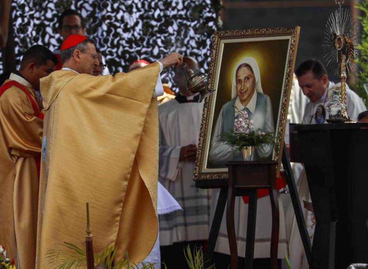 El Papa aprueba la canonización de la venezolana Carmen Rendiles