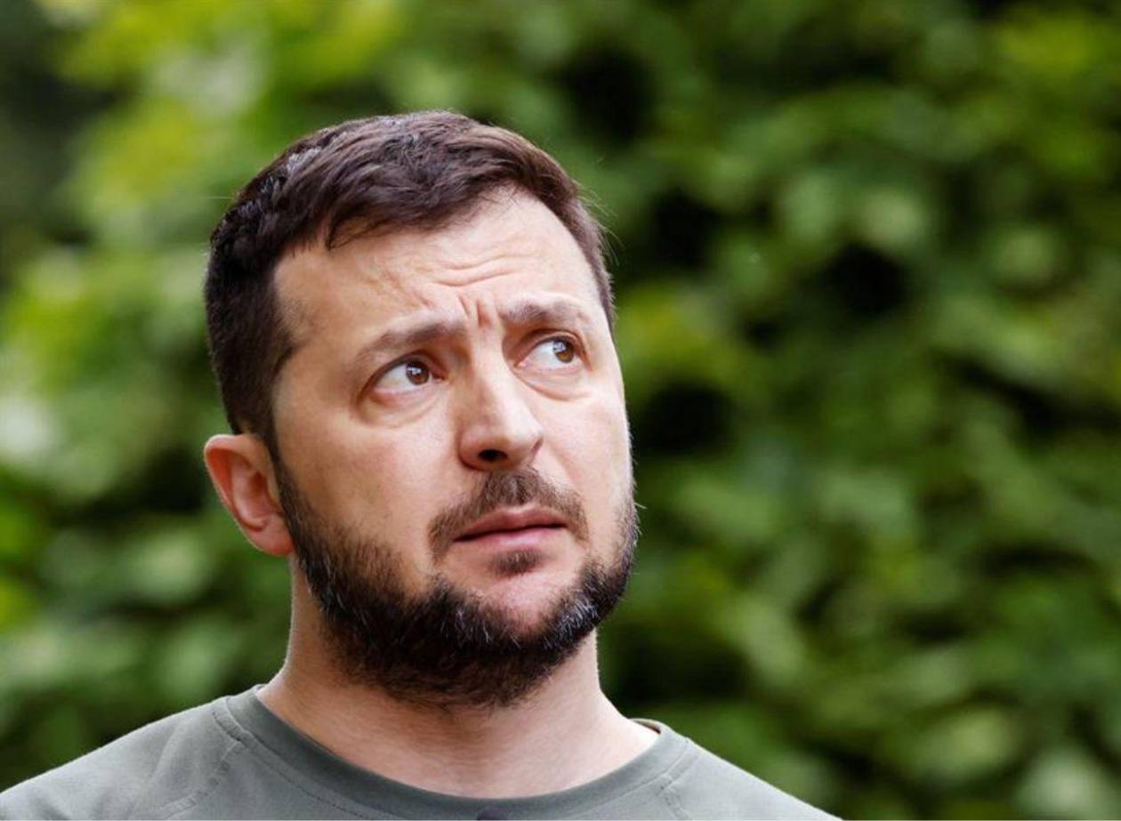 Trump arremete contra Zelenski y lo tilda de dictador