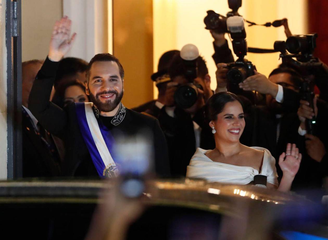 Bukele dice que le tiene sin cuidado que le llamen dictador