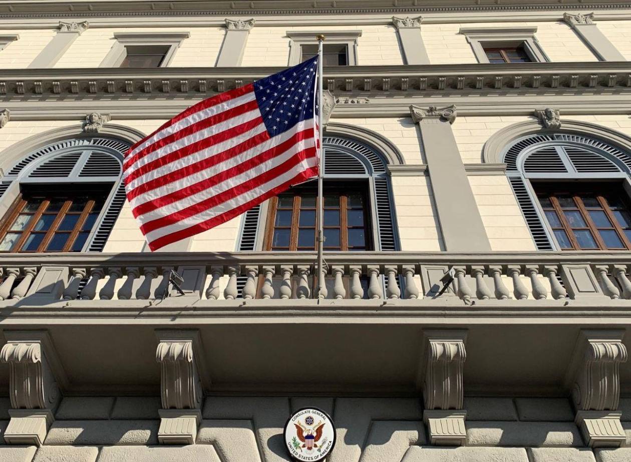 EEUU planea cerrar una docena de consulados en el extranjero, según NYT