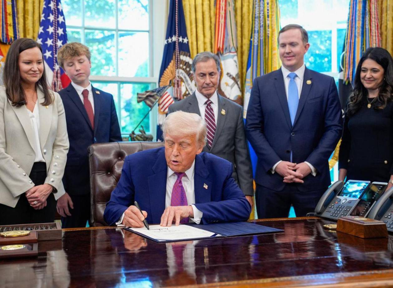 La ciudadanía por nacimiento se aprobó para los hijos de esclavos, dice Trump