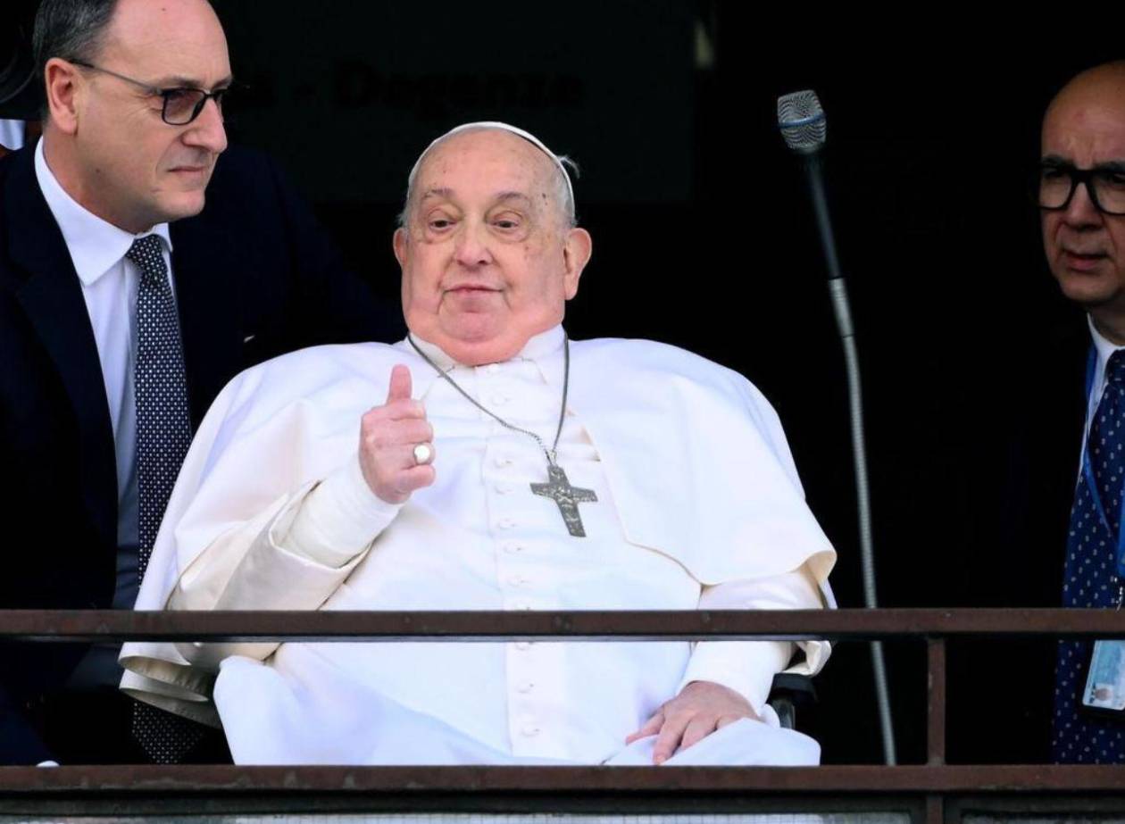 El regreso del Papa al Vaticano tras su larga hospitalización marca una nueva etapa