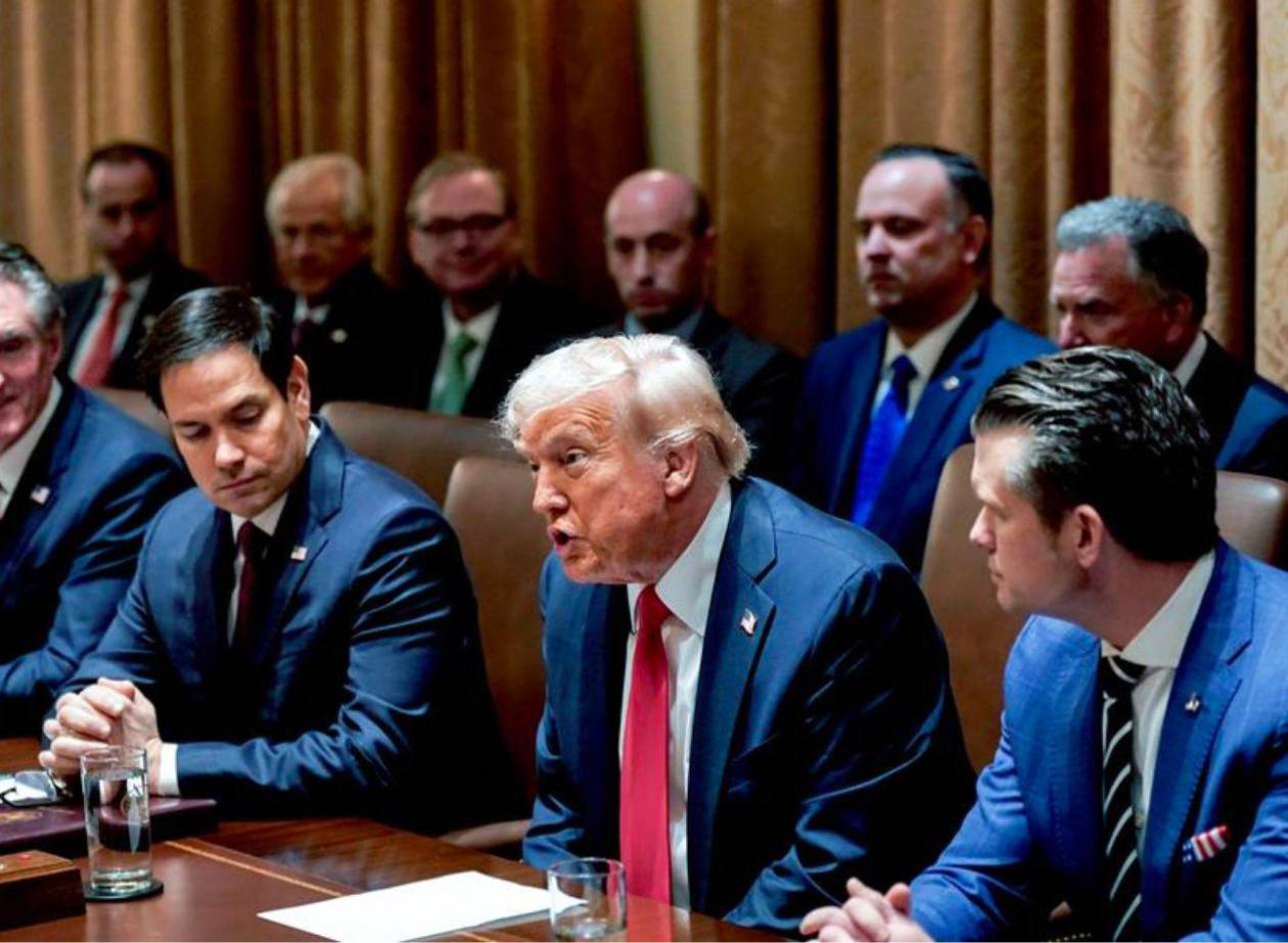 Trump cede protagonismo a Musk en su primera reunión de gabinete