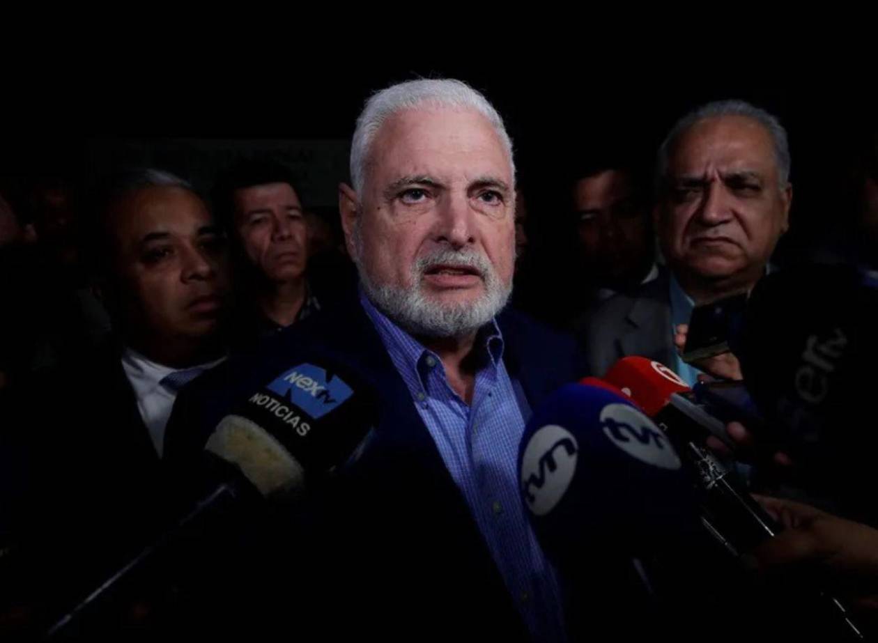 Expresidente Martinelli recibe asilo en Colombia