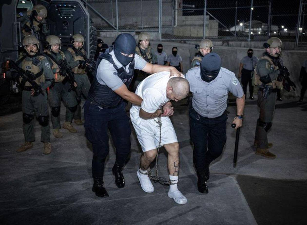 Maduro dice que venezolanos fueron enviados a un “campo de concentración” en El Salvador