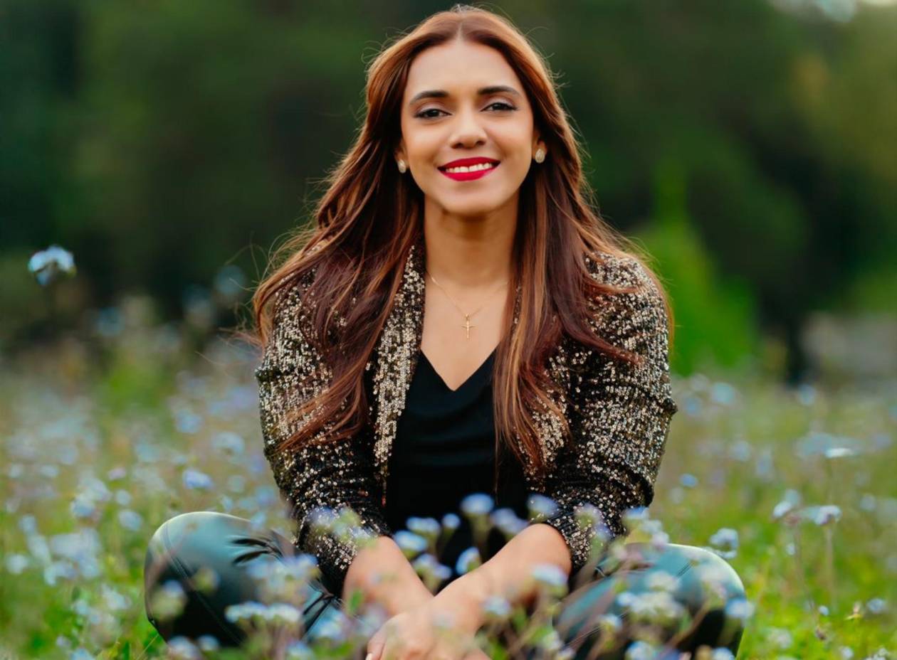 Claudia Gonzáles es nominada a los Catholic Music Awards