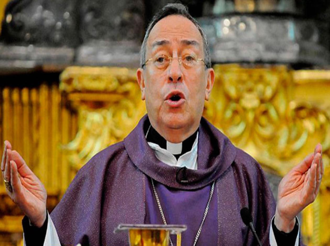 Cardenal Óscar Rodríguez cuestiona maniobras sucias en política e insta a votar con conciencia