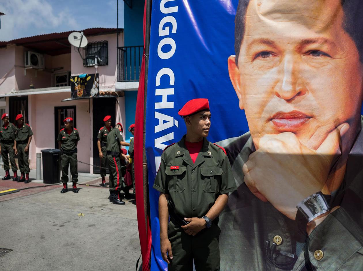 Simpatizantes oficialistas juran a Chávez defender a Venezuela de las “amenazas” de EE UU