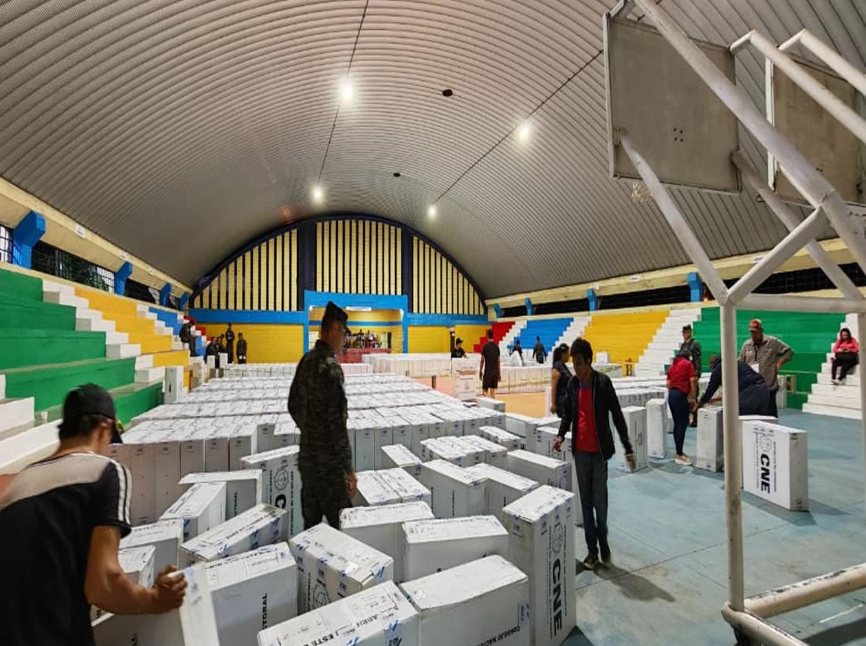 Las maletas electorales llegan a La Ceiba