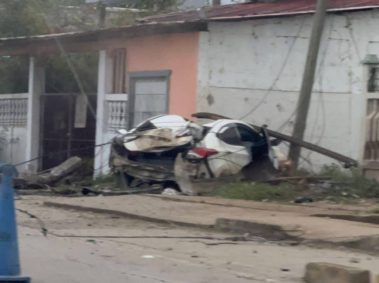 Tres heridos deja aparatoso accidente vial en Puerto Cortés