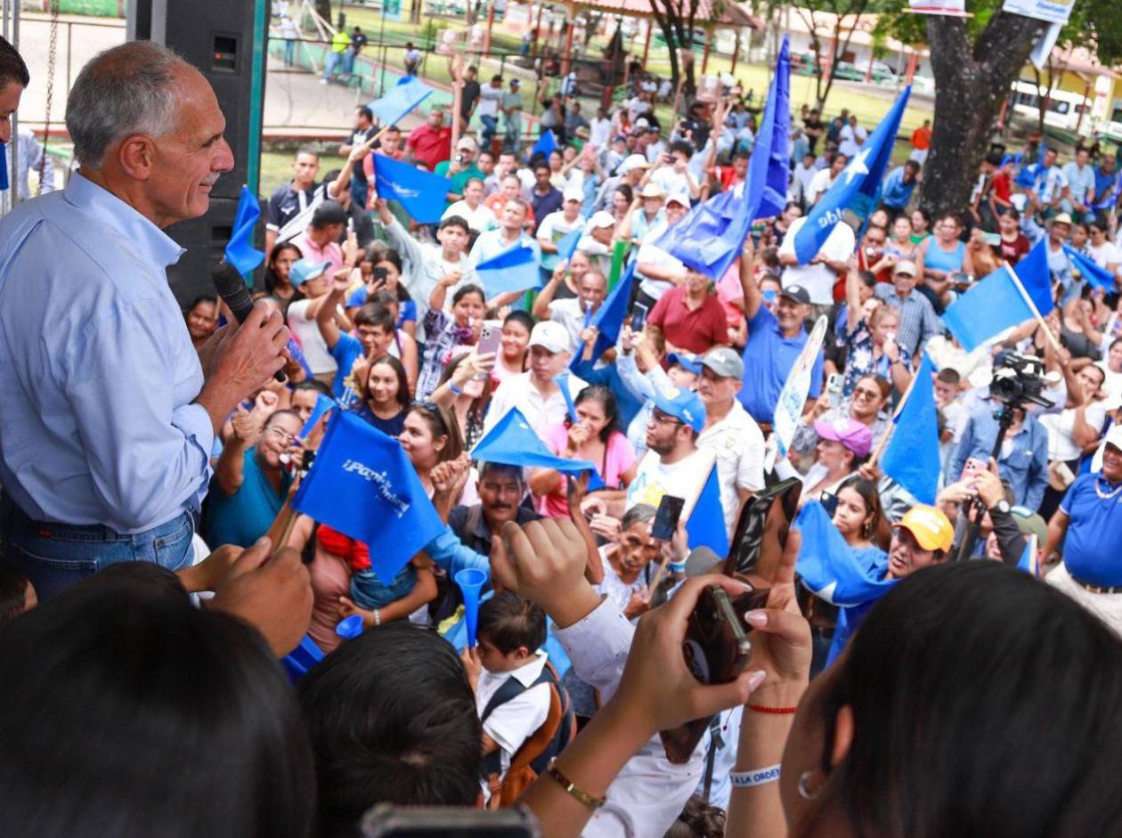 ¿Alianza con el Partido Liberal? Nasry Asfura responde contundente