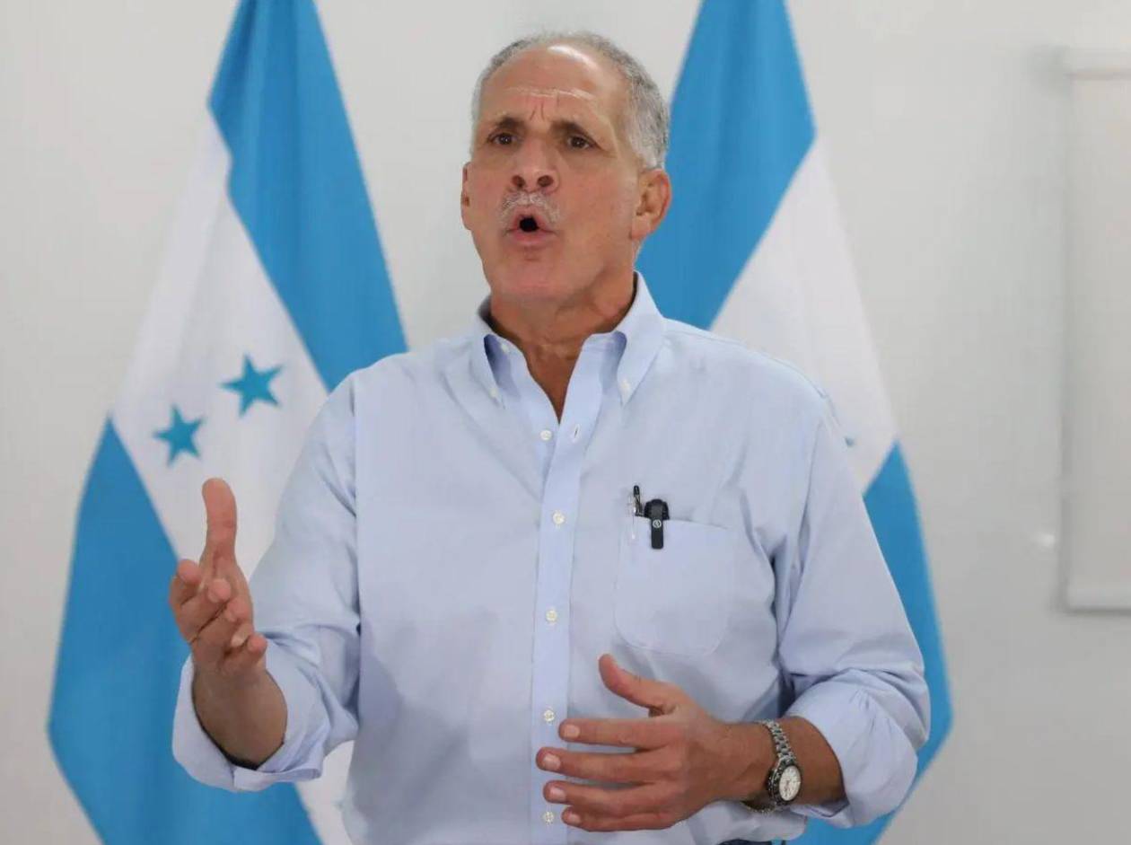 Nasry Asfura pide replantear relaciones con “gobiernos que no respetan la democracia”