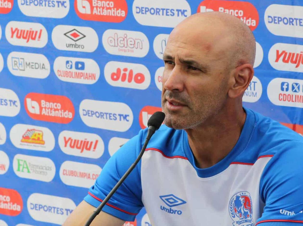 Eduardo Espinel sobre los 12 clubes: El formato tendría que cambiar