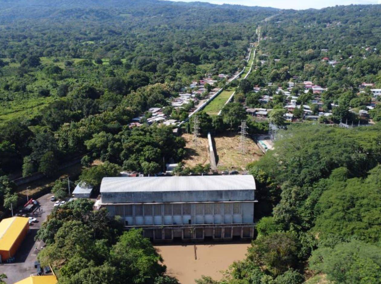 Inicia remodelación de la central hidroeléctrica Río Lindo