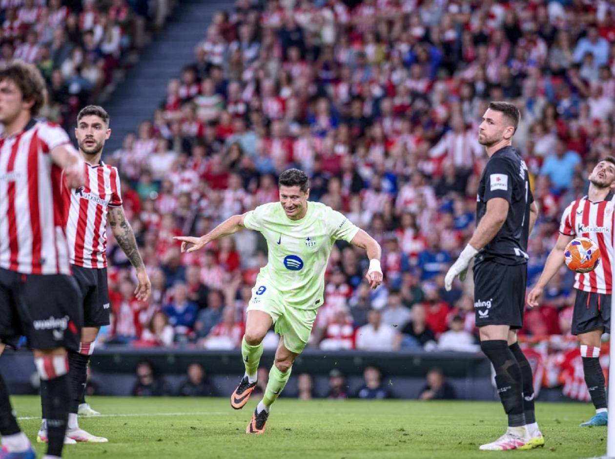 Barcelona gana en San Mamés en el cierre de LaLiga con doblete de Lewandowski