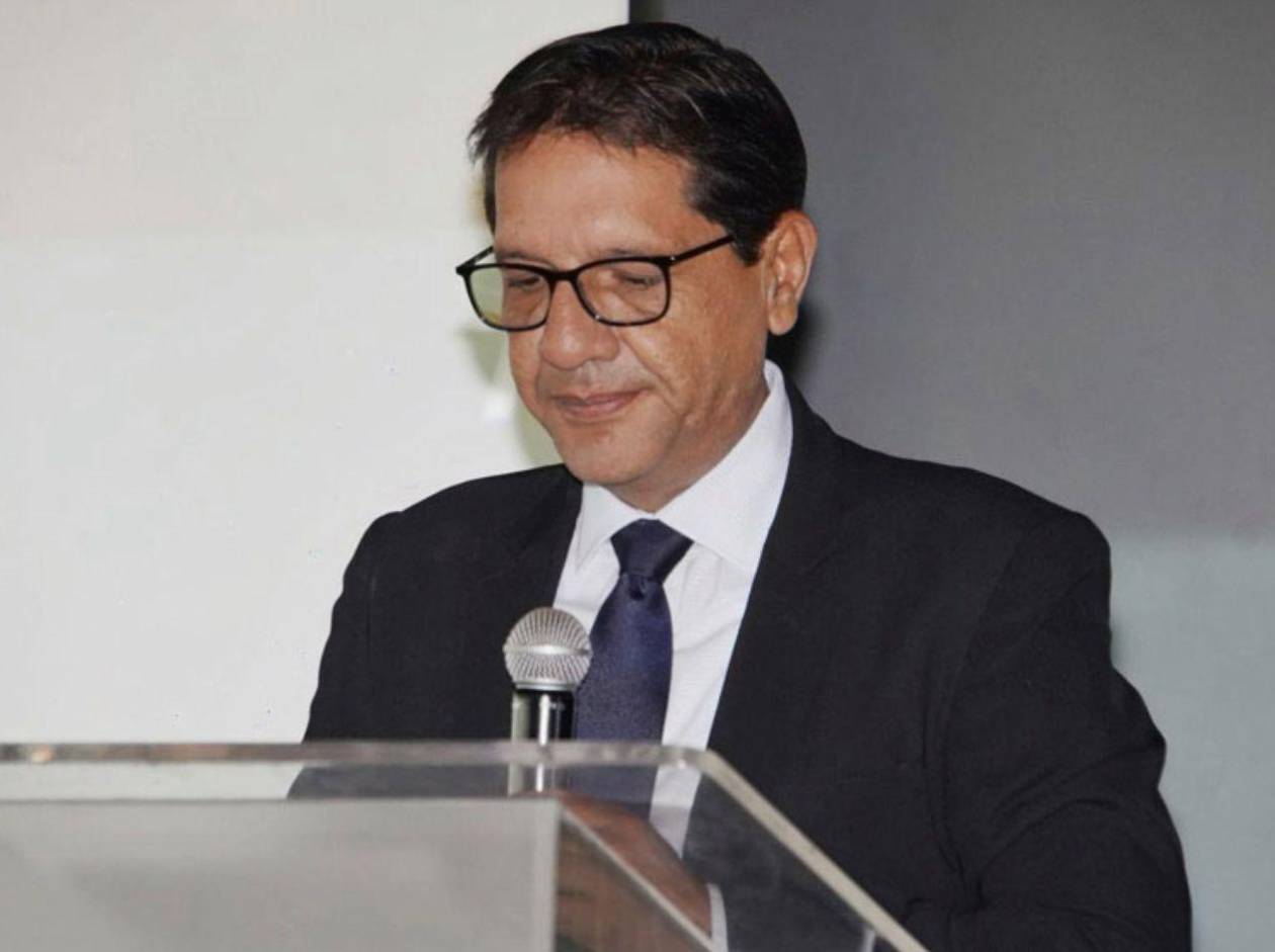 Magistrado Mario Flores Urrutia denuncia que teme por su vida