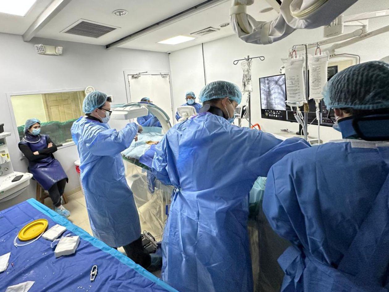 Realizan la primera trombectomía mecánica en el hospital Mario Catarino Rivas