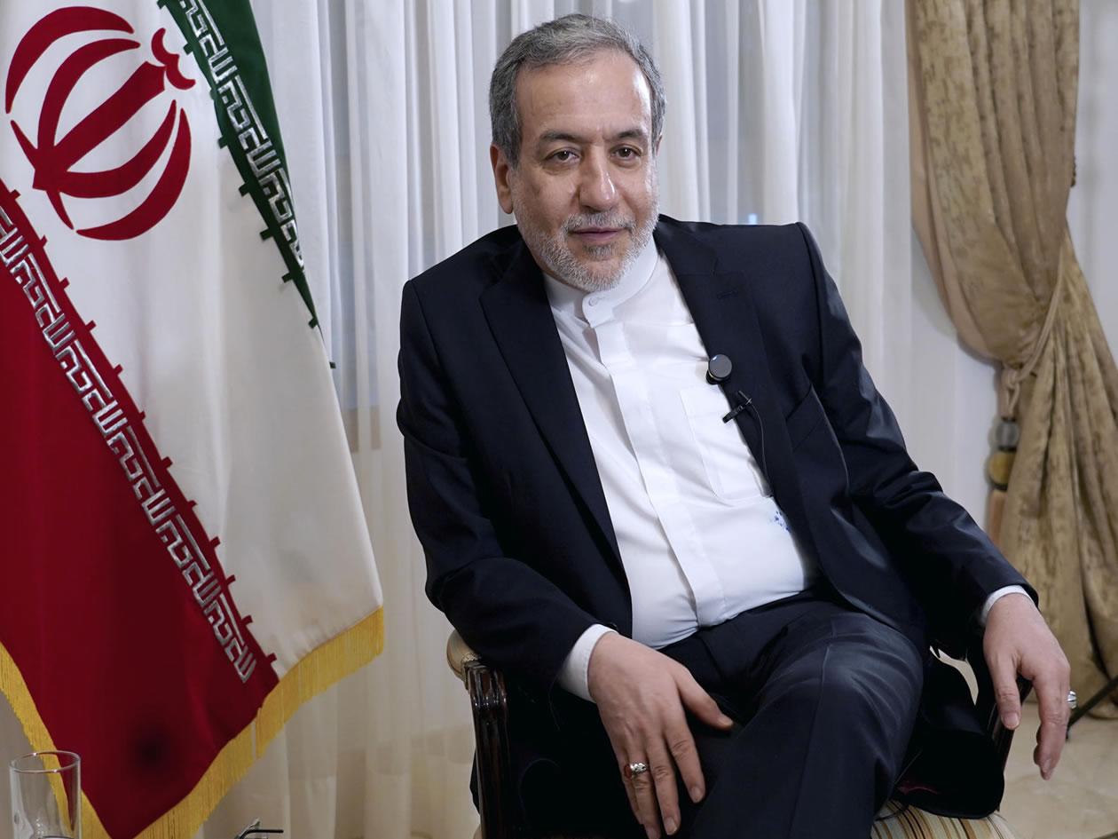 Irán pide a EEU una solución nuclear negociada y se muestra abierto a inspecciones