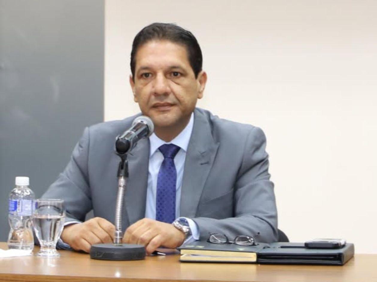 Hackean teléfono del magistrado presidente del TJE, alerta el tribunal