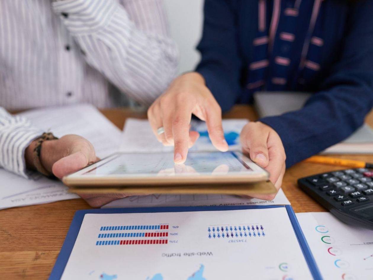 Cómo identificar y denunciar apps de préstamos fraudulentas