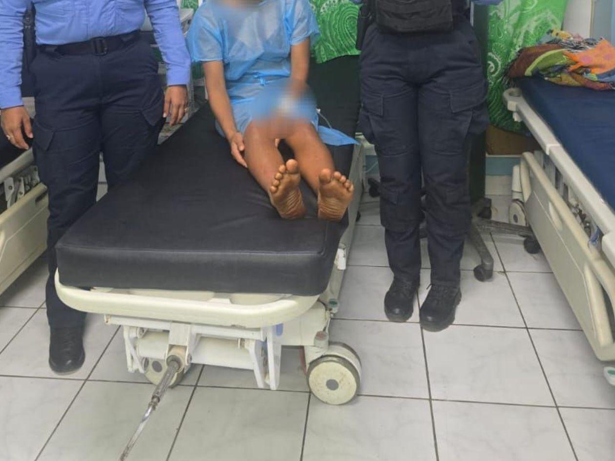 Arrestan a mujer acusada de asesinar a su bebé y ocultarla en un balde en El Paraíso