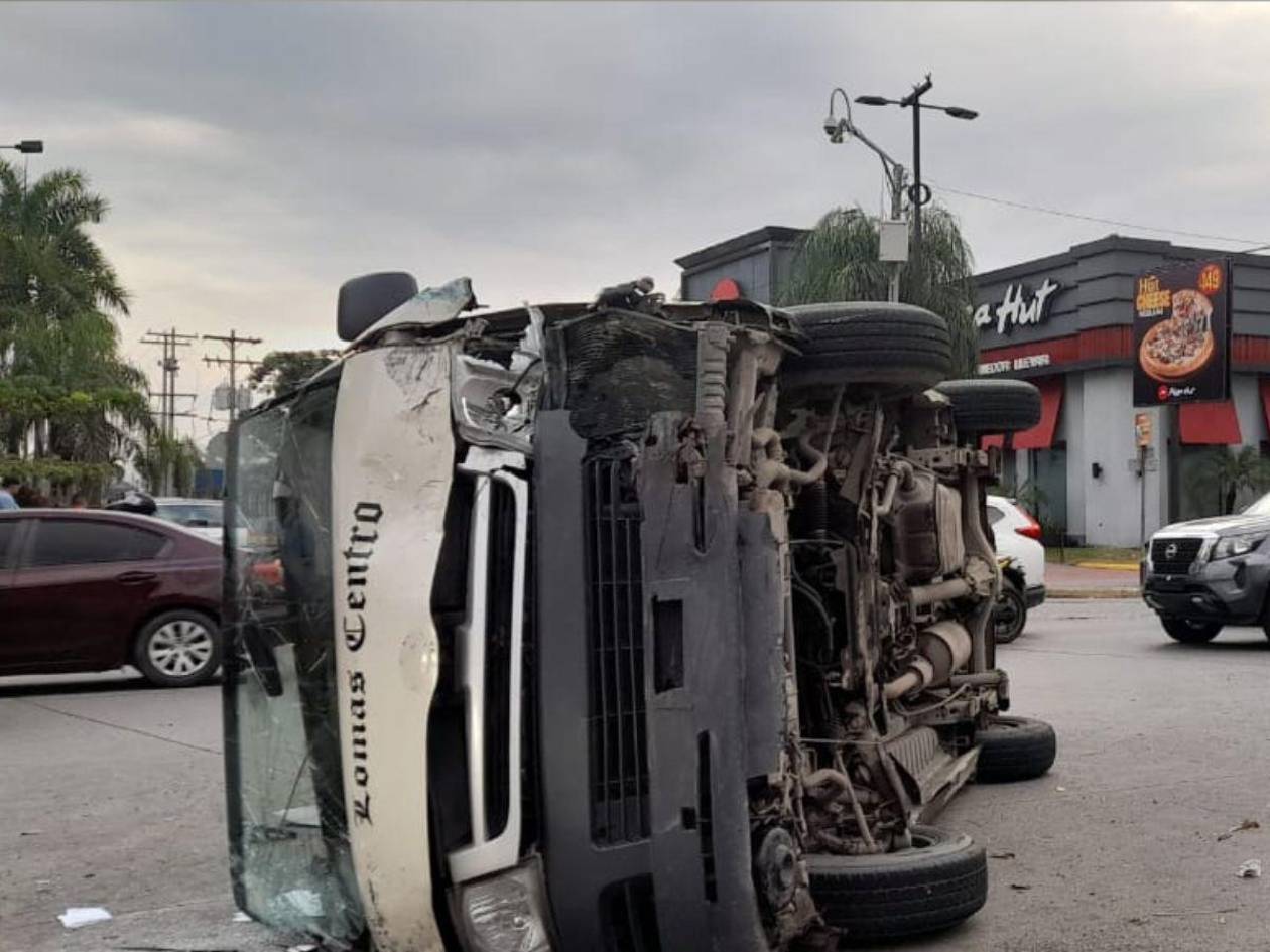 Rapidito de las Lomas del Carmen colisiona y deja heridos en San Pedro Sula