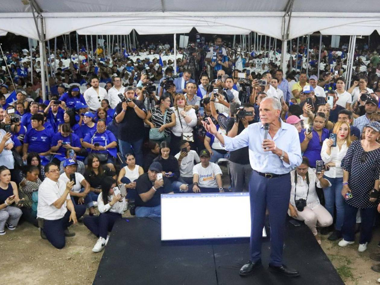 Partido Nacional inicia su campaña política en la colonia Kennedy