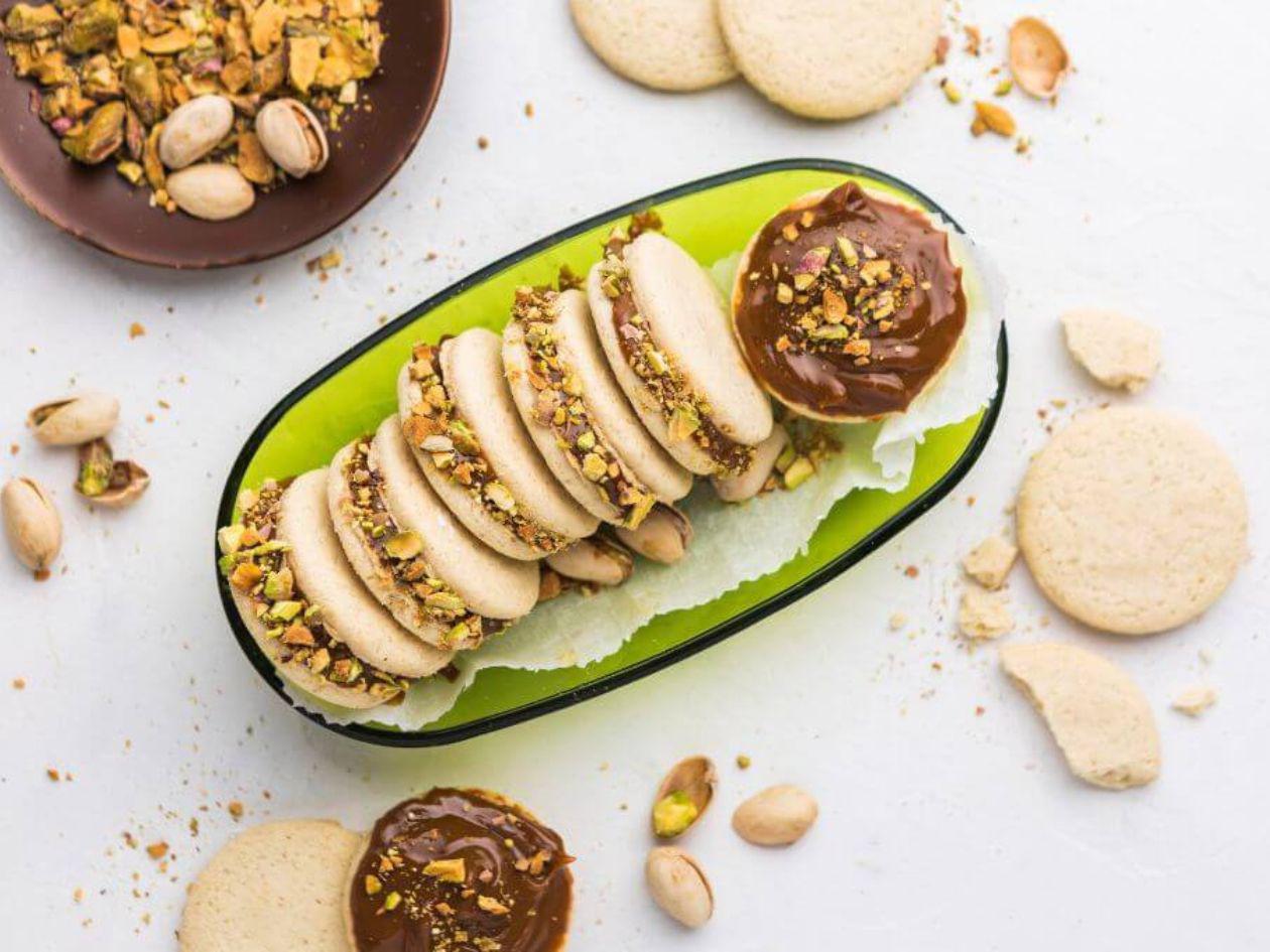Alfajores con pistachos