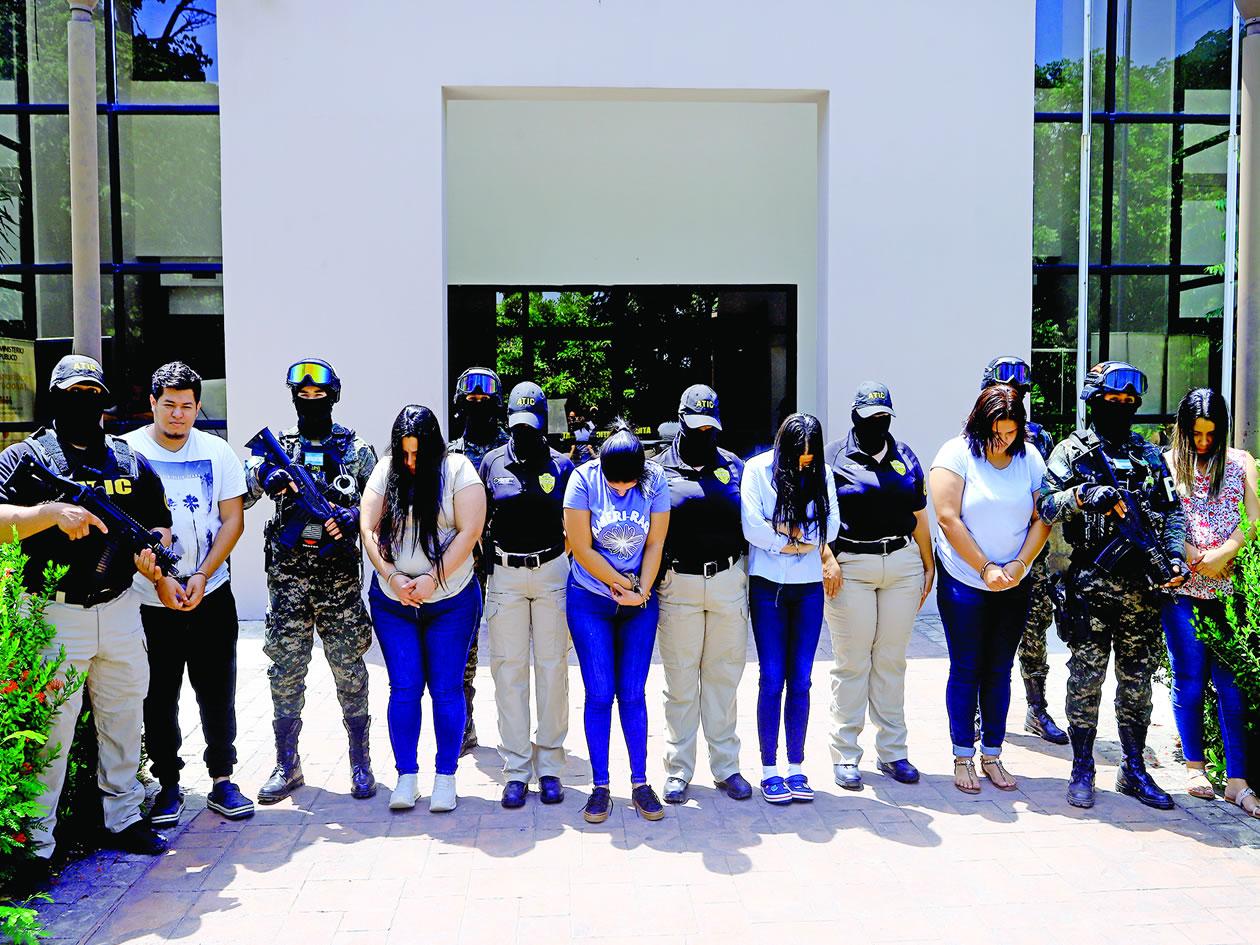 Prisión para implicados en desvío de fondos de alcaldía