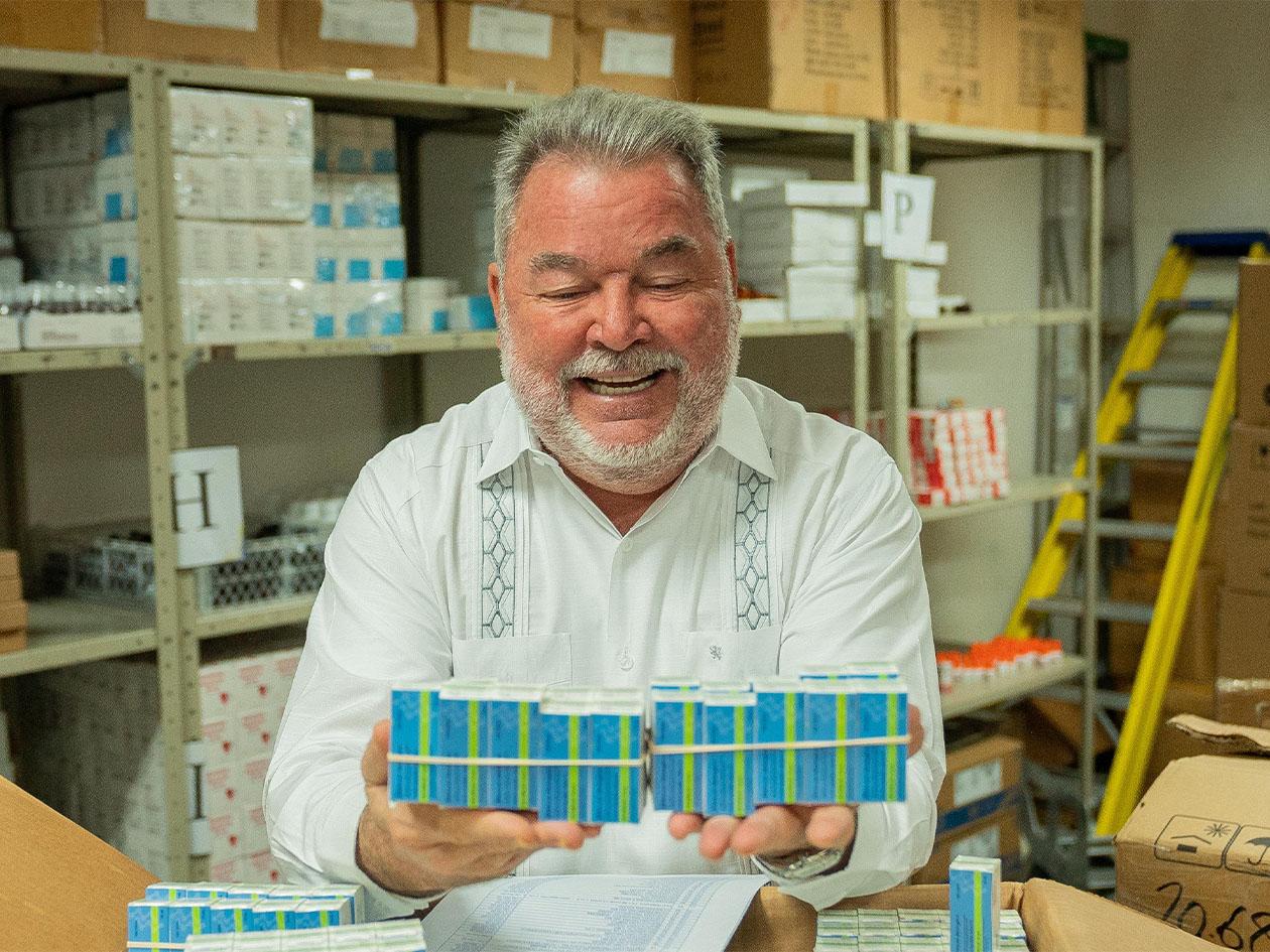 Municipalidad de San Pedro Sula prioriza salud de adultos mayores con entrega de nuevo lote de medicinas