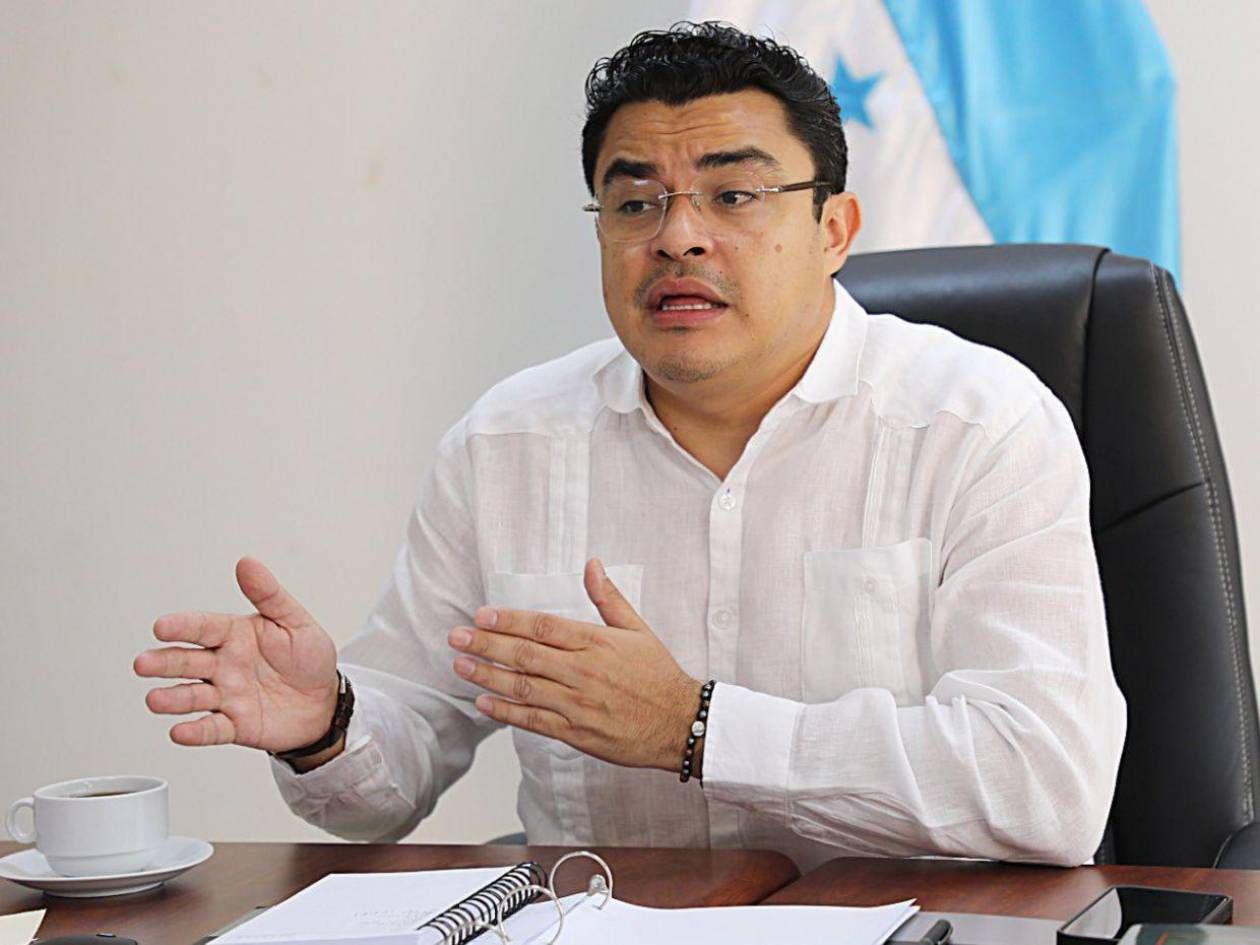 ¿Qué hay detrás del dato de un millón de personas que salieron de la pobreza, como asegura Gerardo Torres?