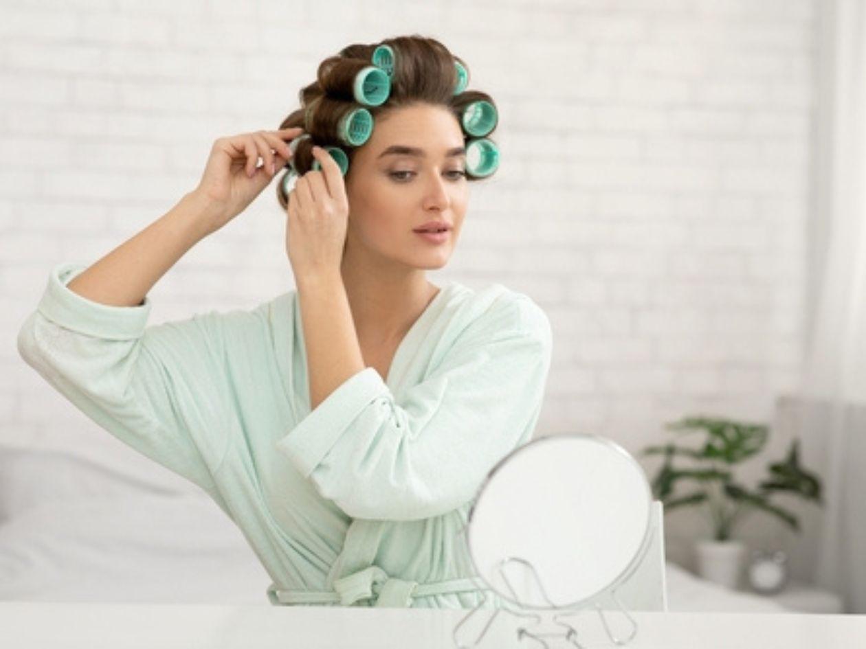 Rulos de la abuela: el regreso saludable del glamur capilar