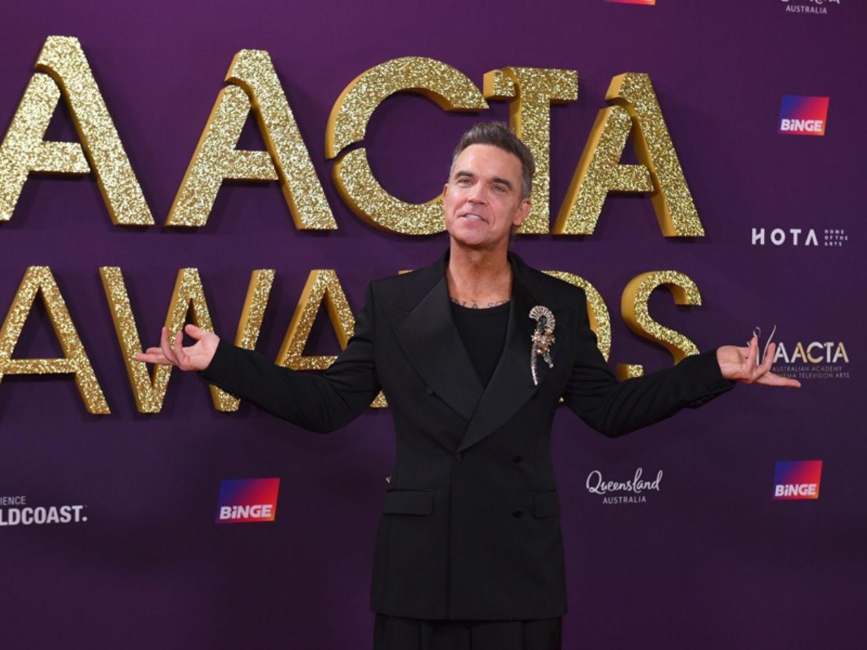 Robbie Williams y Laura Pausini actuarán en la previa de la final del Mundial de Clubes