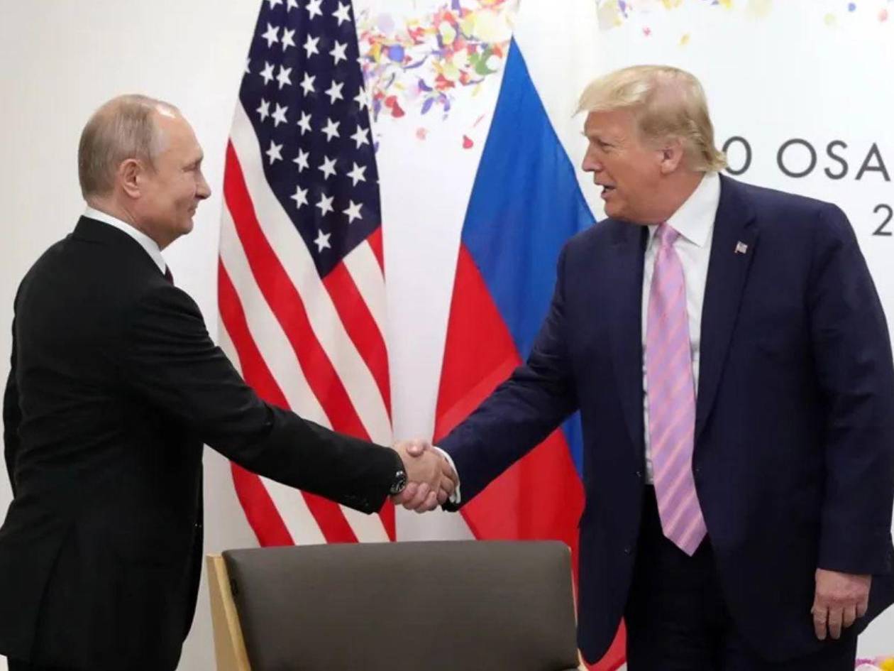 Trump plantea a Putin un pronto cese de las hostilidades en Ucrania