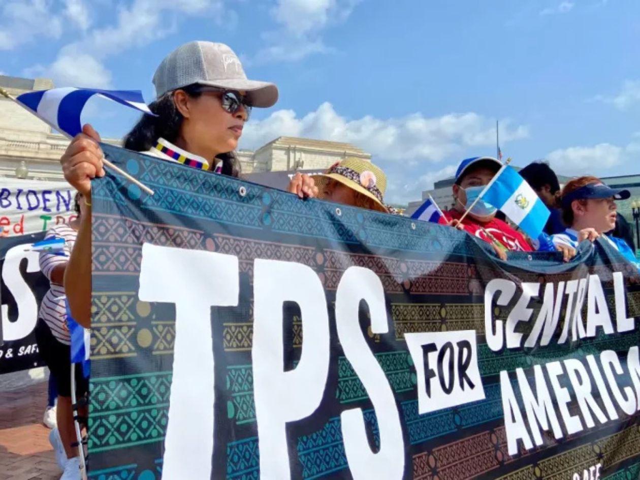 Extensión del TPS tiene fuerza de ley: empleadores deben respetar permisos vigentes