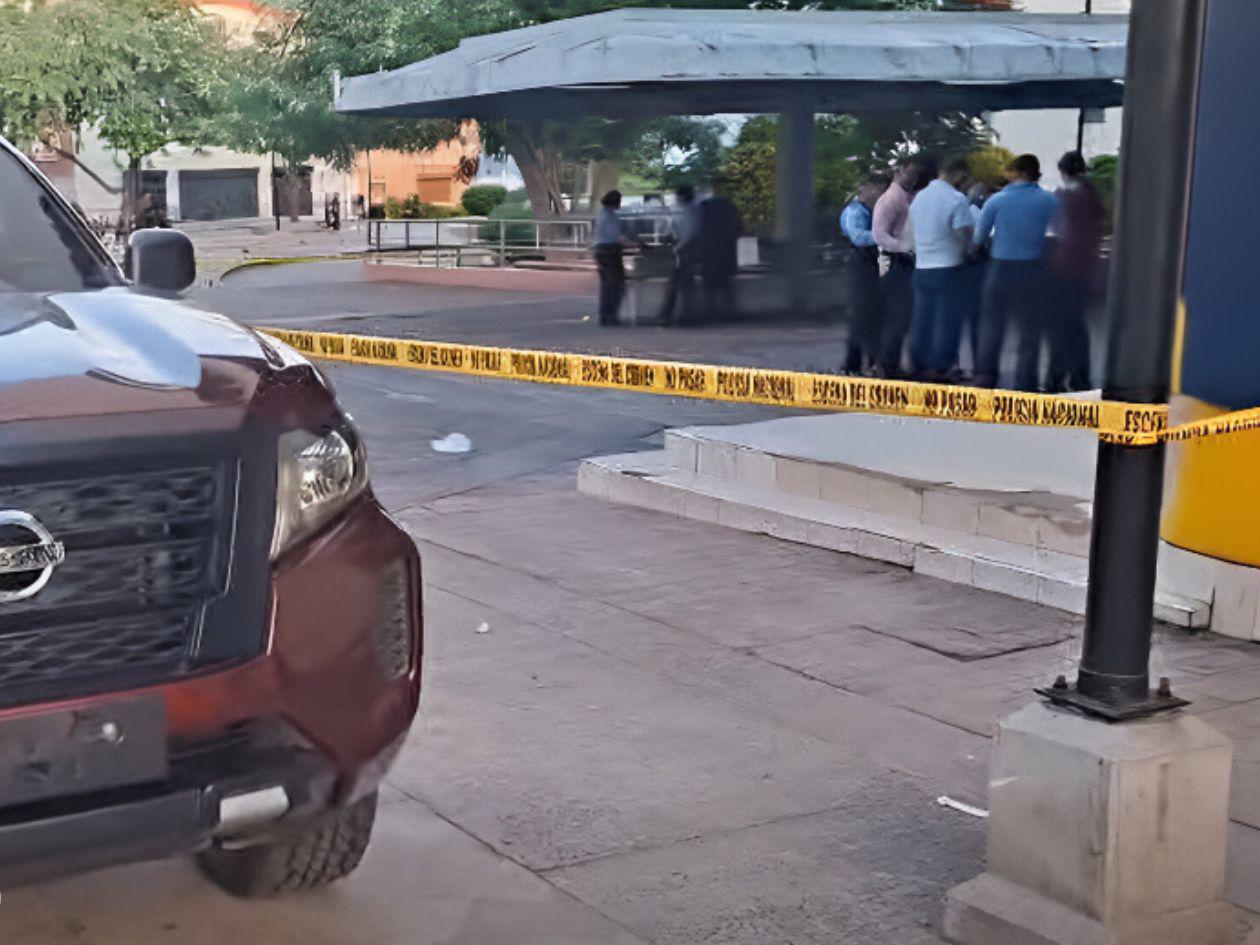 Hombre fallece luego de ser apuñalado en el Parque Central de Tegucigalpa
