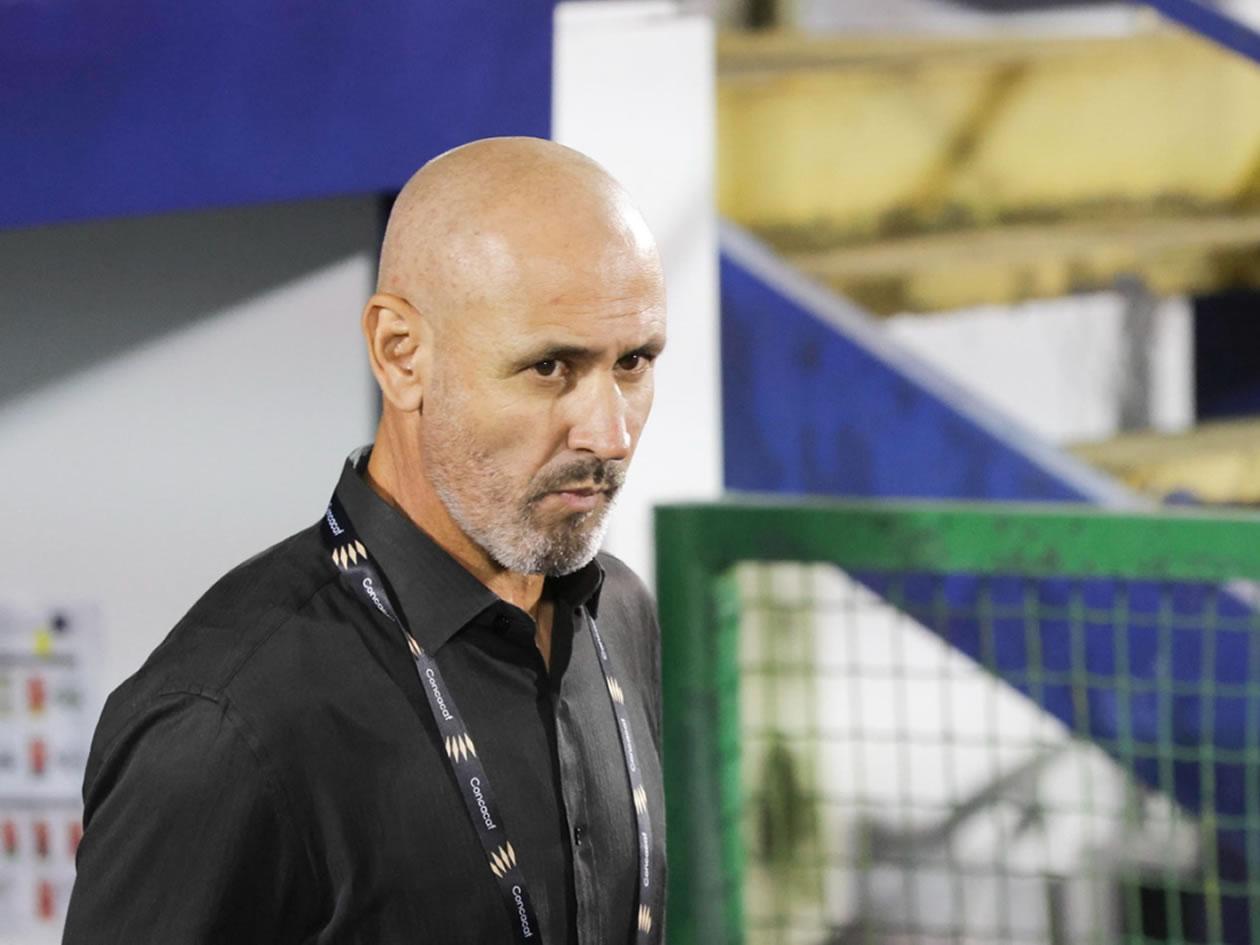 Espinel responde si la serie ante Cartaginés está definida y sobre Edwin Rodríguez