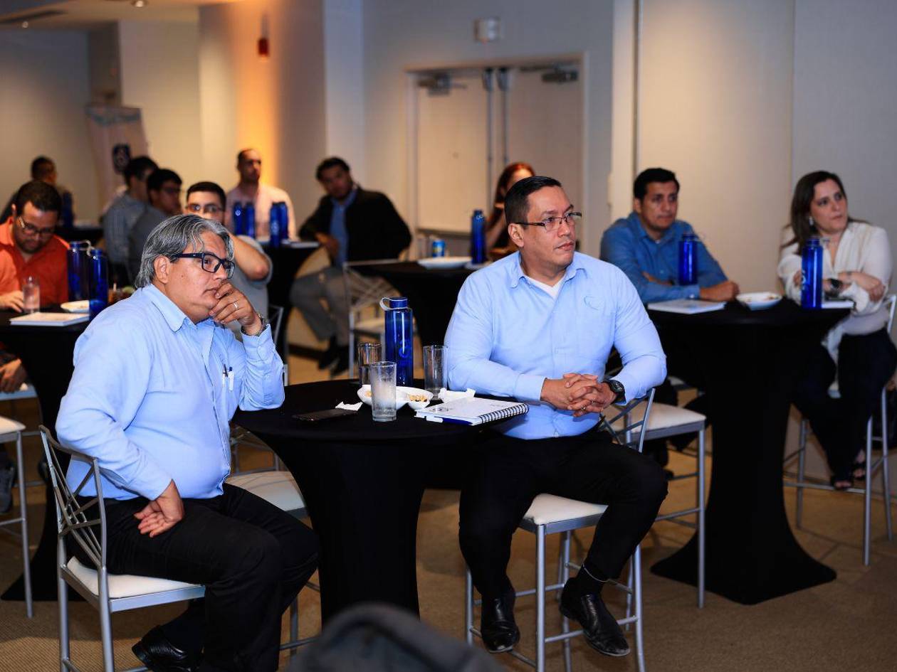 Capacitan a equipos de TI sobre amenazas de ciberseguridad