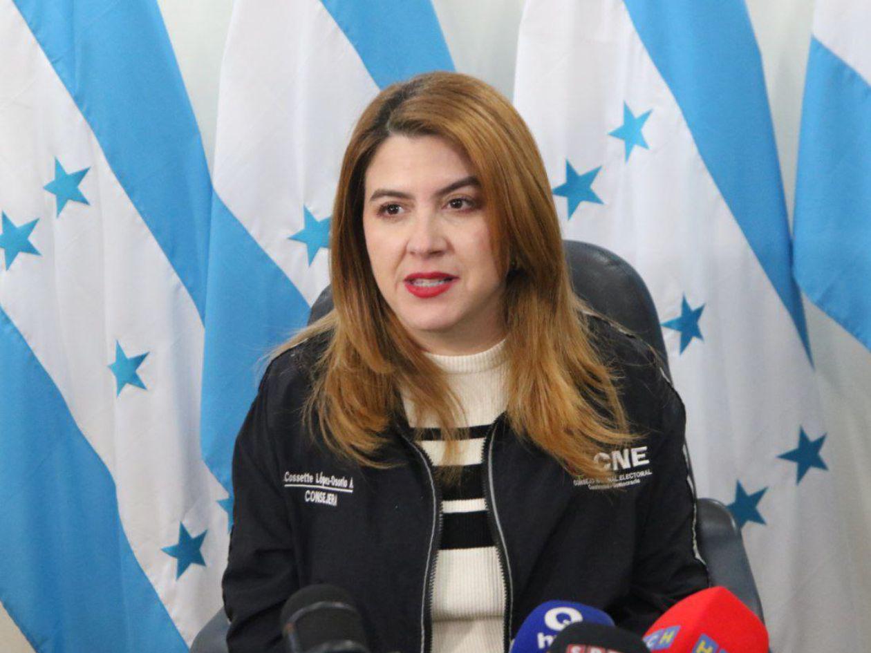 Cossette López exige aclarar operativos antibombas tras supuestas alertas