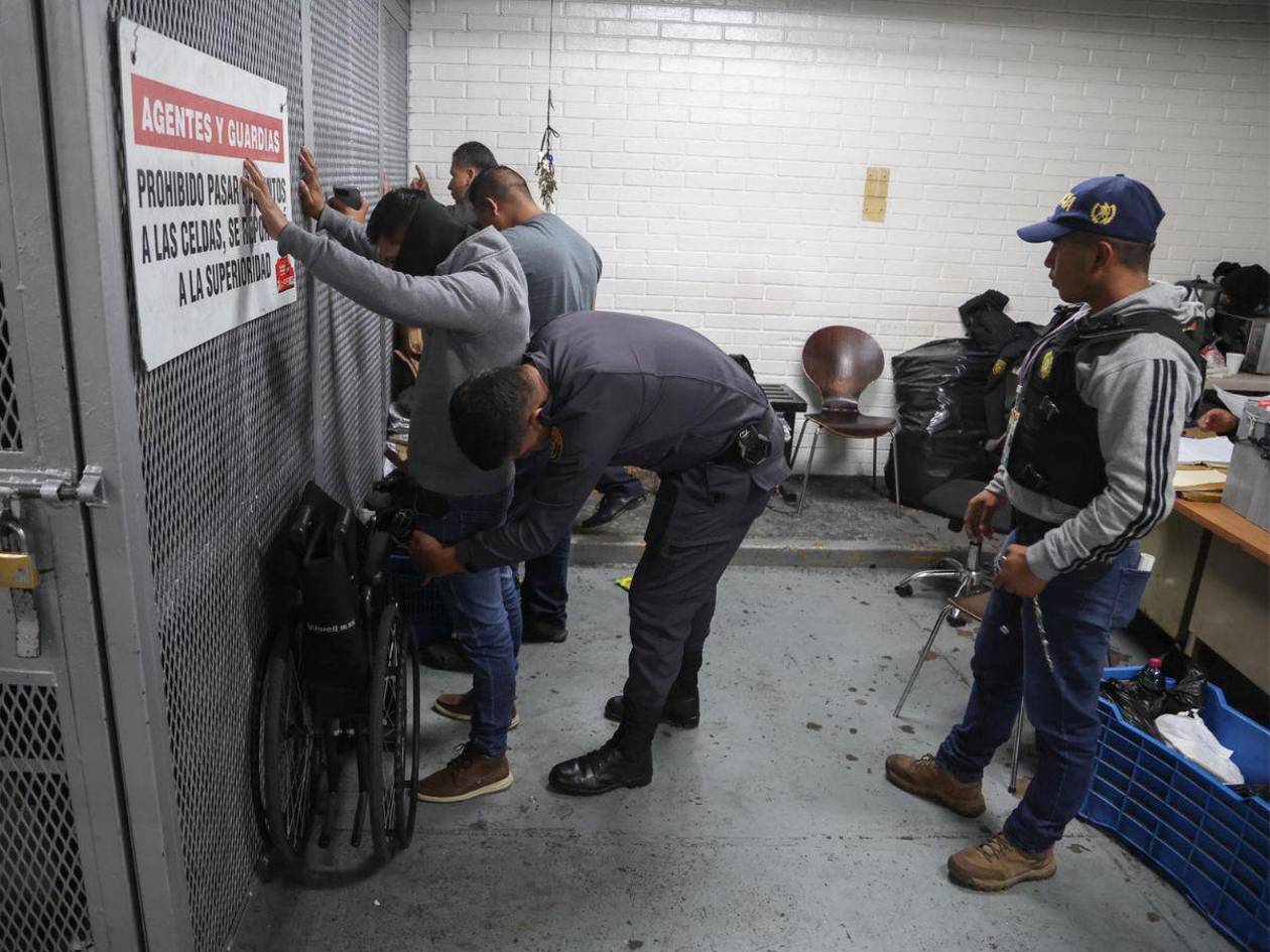 Detenidos 23 guardias penitenciarios por fuga de pandilleros en Guatemala