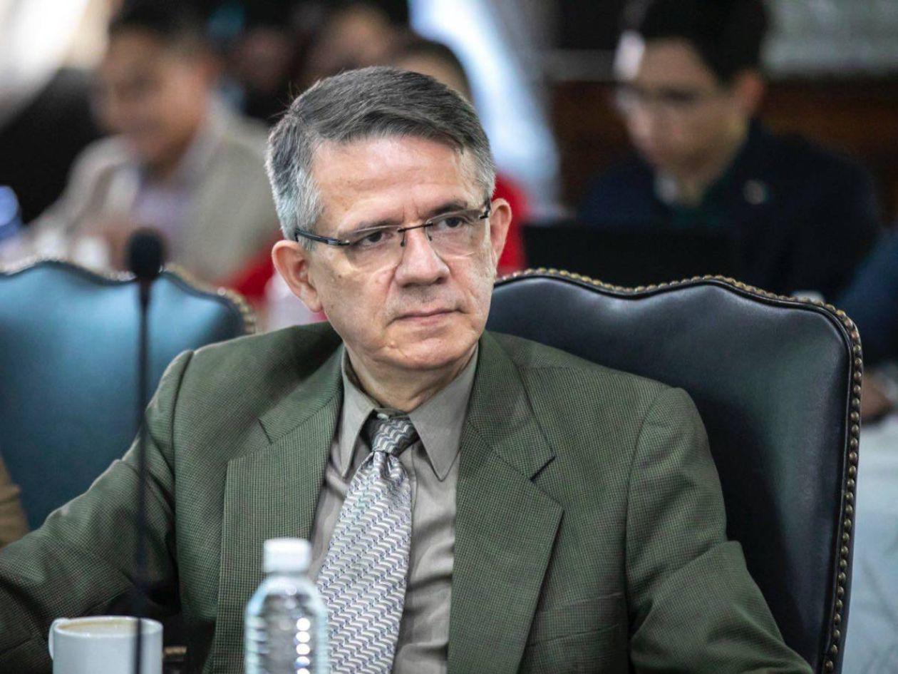 Presidente acepta renuncias de secretarios, pero puede someterlas al Consejo de Ministros