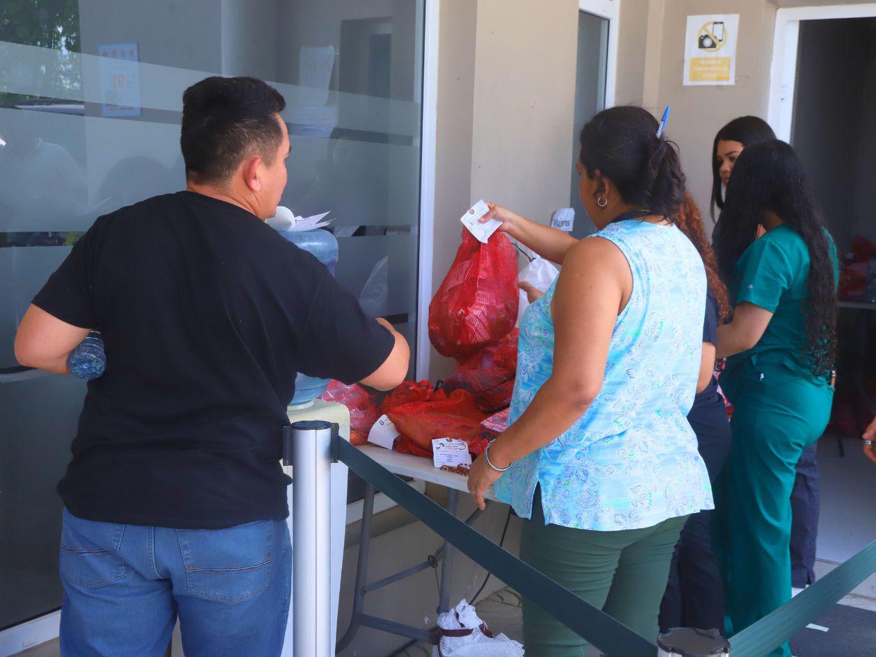 Cancillería descarta robo de pertenencias a migrantes deportados en el CAMR