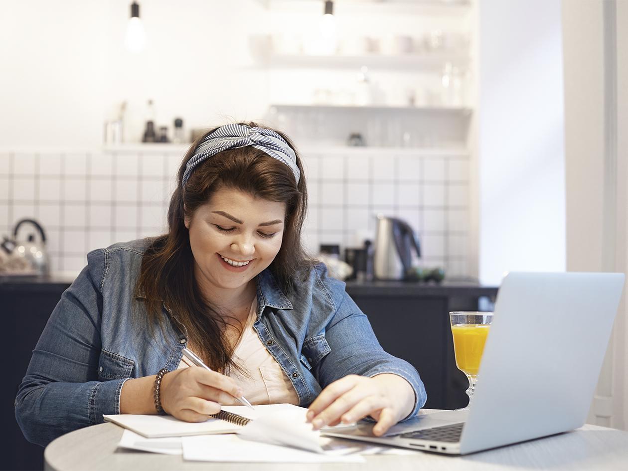 Oportunidad gratuita para los hondureños que desean culminar sus estudios desde el extranjero