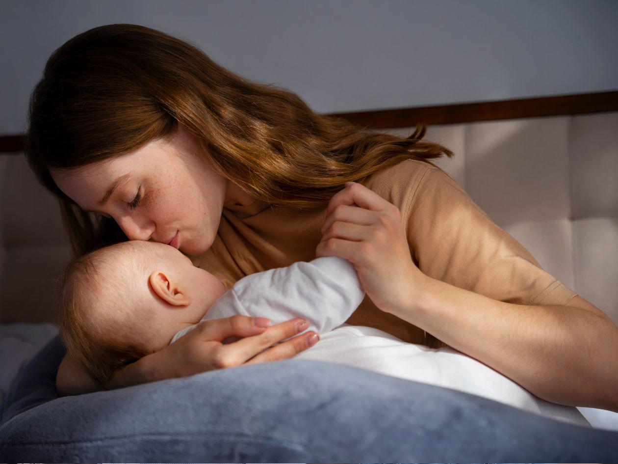 Recuperación posparto: Cinco tipos de descanso esenciales