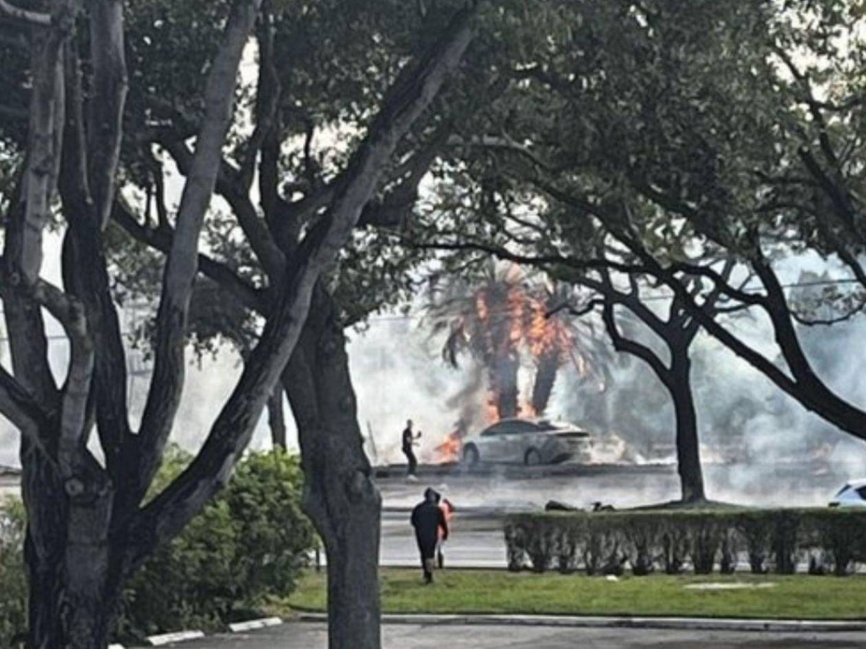 Tres muertos tras caída de avioneta en Boca Ratón, Florida