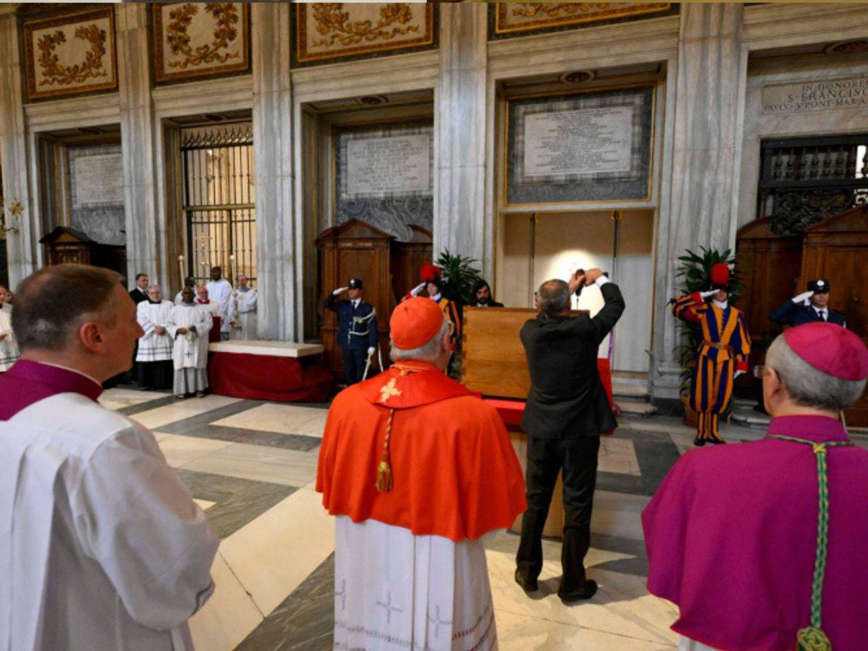 Venezuela despide al papa como un gran hombre que enseñó valores de Latinoamérica