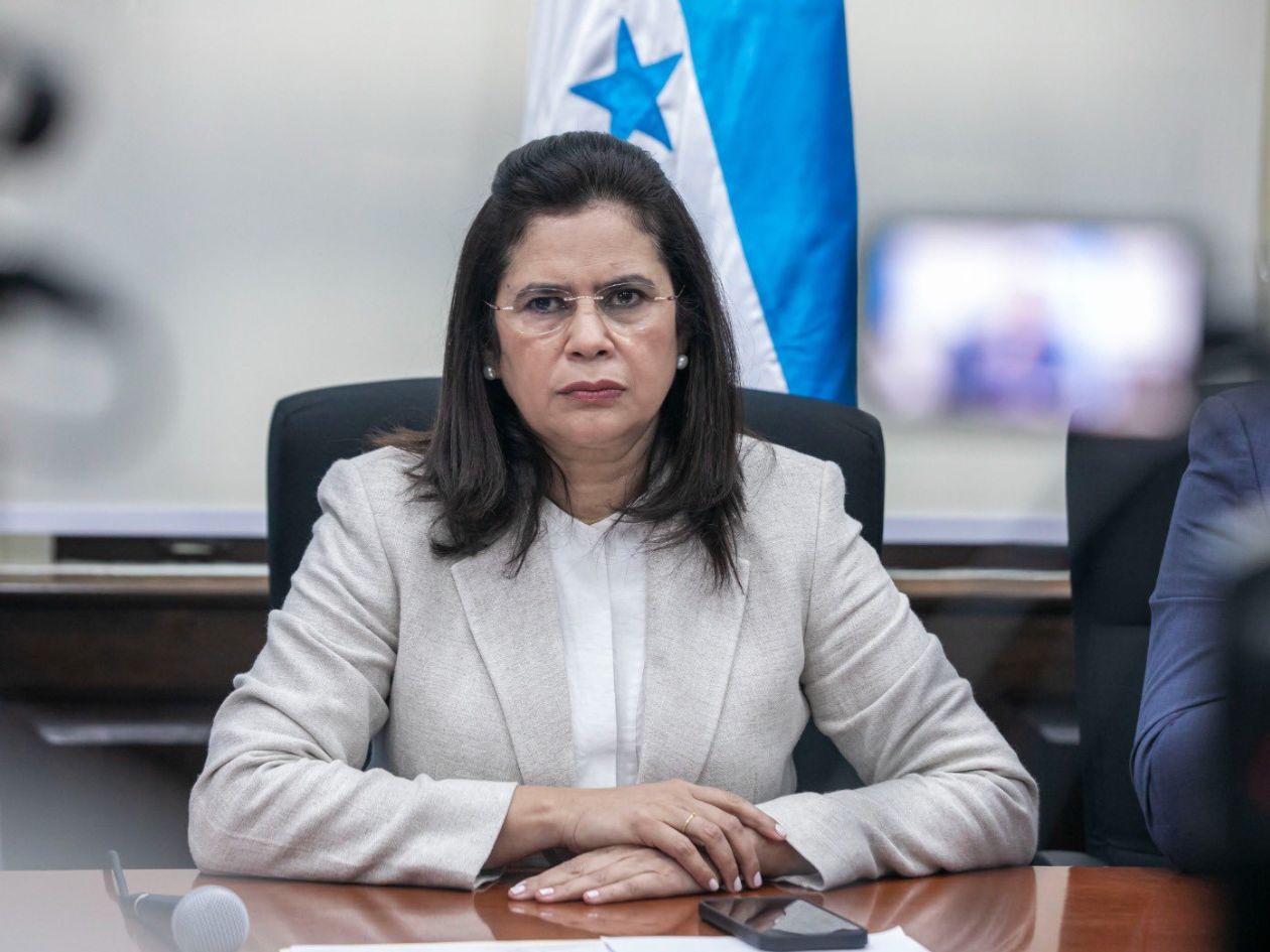 Rixi Moncada pide investigar escándalo en Sedesol